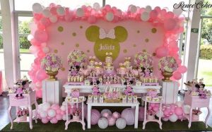 Ideas Decoración Fiesta de Minnie en Dorado y rosado