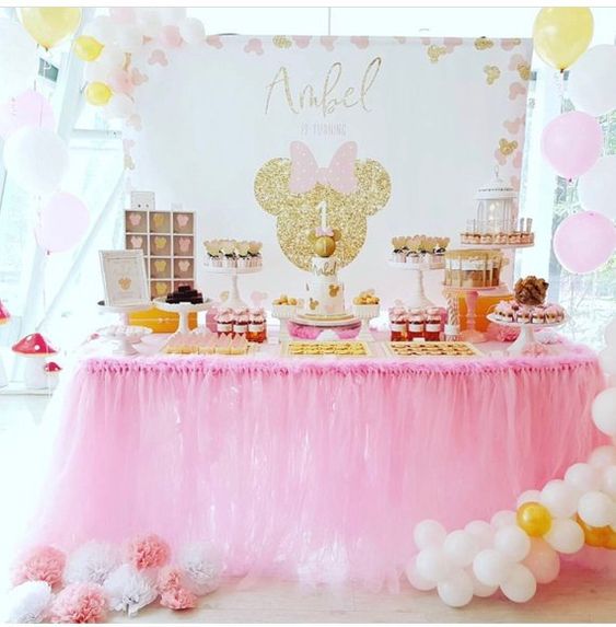 Fiesta Minnie Mouse en rosa y dorado para el Primer Cumpleaños de